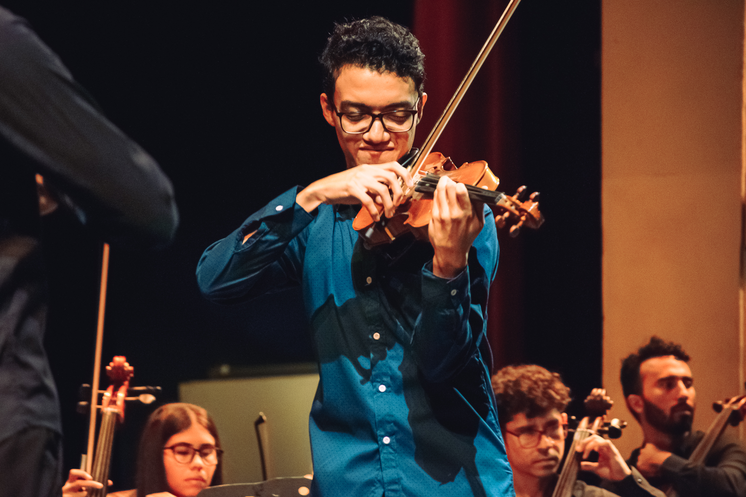 about-us-02 Concierto-79.jpg